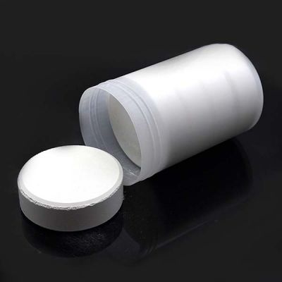 Trichloroisocyanuric Acid (TCCA): Stable Sanitizer for Sanitation & Pools